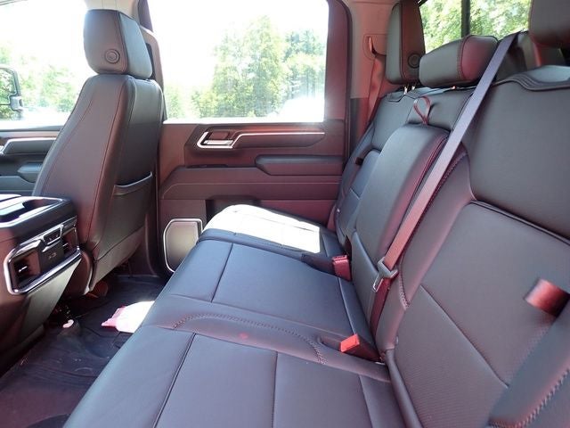 2025 GMC Sierra 2500HD Denali