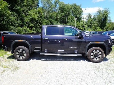 2025 GMC Sierra 2500HD Denali