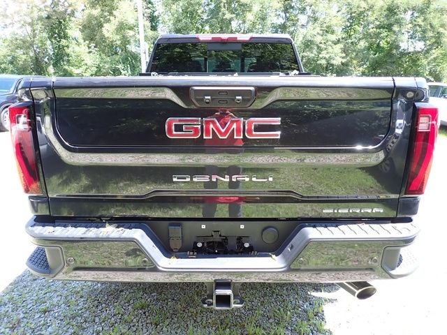 2025 GMC Sierra 2500HD Denali