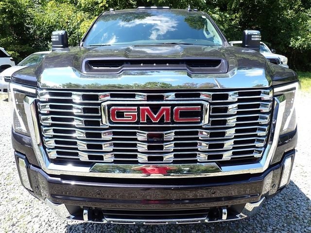 2025 GMC Sierra 2500HD Denali