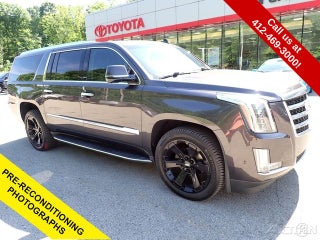 2018 Cadillac Escalade ESV Luxury