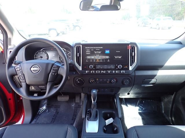 2025 Nissan Frontier SV - Photo 20