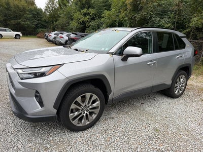 2023 Toyota RAV4 XLE Premium