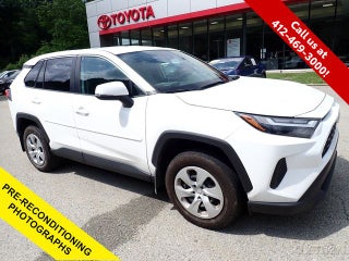 2024 Toyota RAV4 LE