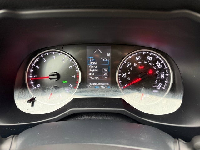 2022 Toyota RAV4 LE