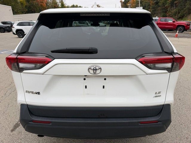2022 Toyota RAV4 LE
