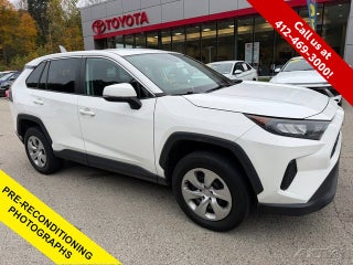 2022 Toyota RAV4 LE