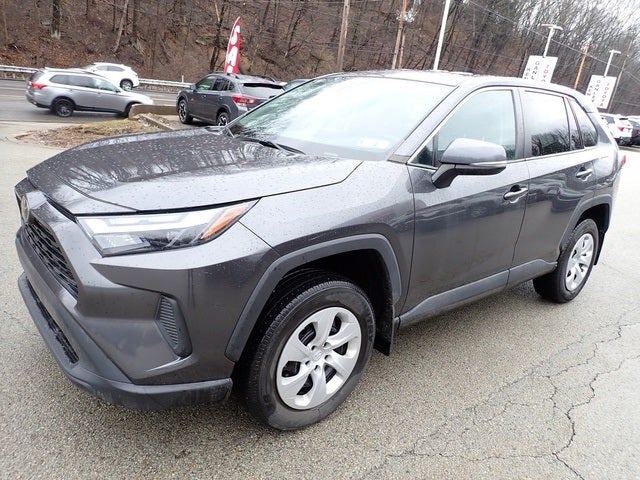 2023 Toyota RAV4 LE