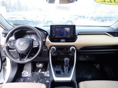 2022 Toyota RAV4 XLE