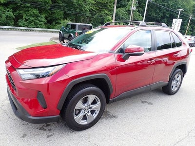 2022 Toyota RAV4 XLE