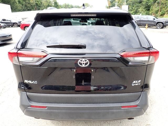 2025 Toyota RAV4 Hybrid XLE