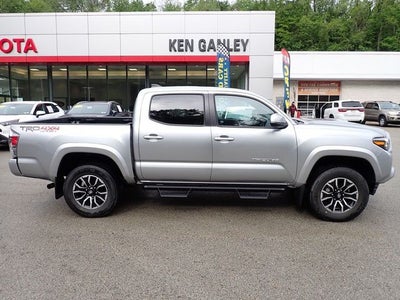 2023 Toyota Tacoma TRD Sport V6