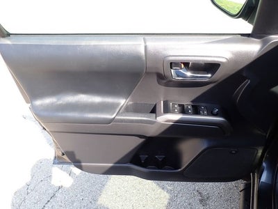 2023 Toyota Tacoma Limited V6