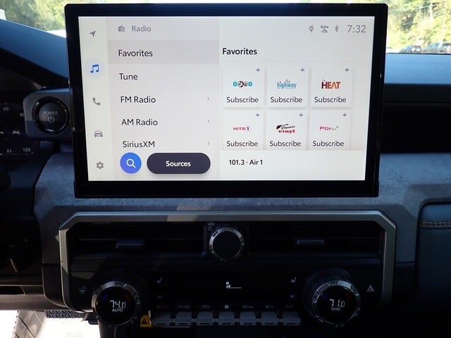 2025 Toyota Tacoma Hybrid Trailhunter