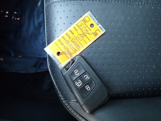 2022 Volkswagen Tiguan 2.0T SE R-Line Black