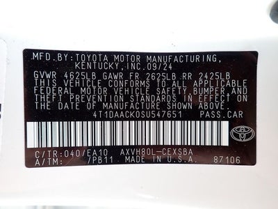 2025 Toyota Camry SE