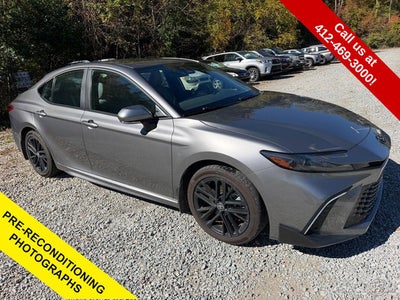 2025 Toyota Camry SE