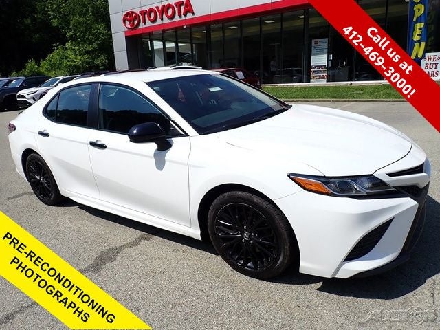 2020 Toyota Camry SE Nightshade