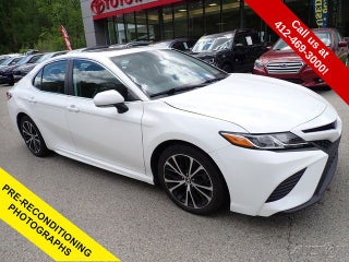 2020 Toyota Camry SE