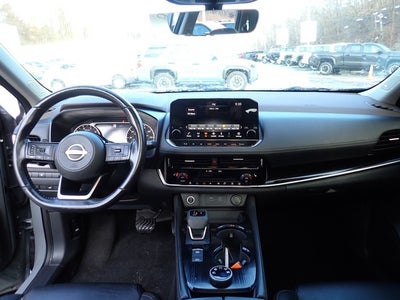 2022 Nissan Rogue SL