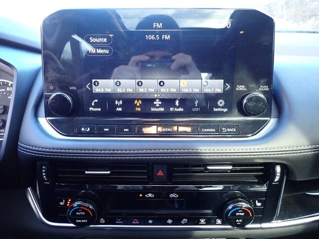 2022 Nissan Rogue SL