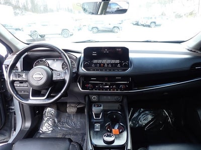 2022 Nissan Rogue SL