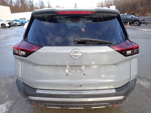 2022 Nissan Rogue SL