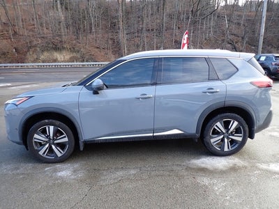 2022 Nissan Rogue SL