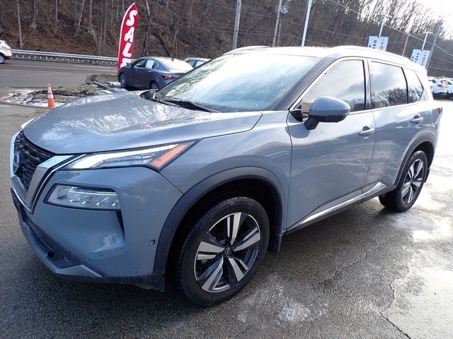 2022 Nissan Rogue SL