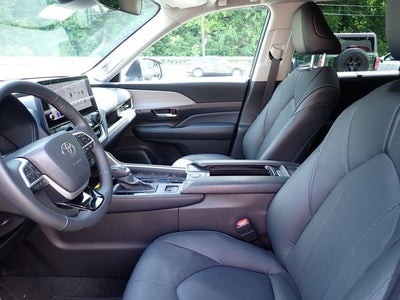 2025 Toyota Grand Highlander Hybrid Limited