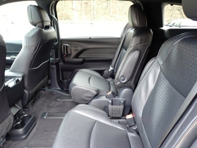 2026 Toyota Sienna Woodland Edition