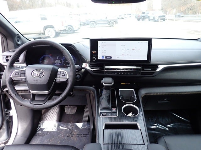 2026 Toyota Sienna Woodland Edition