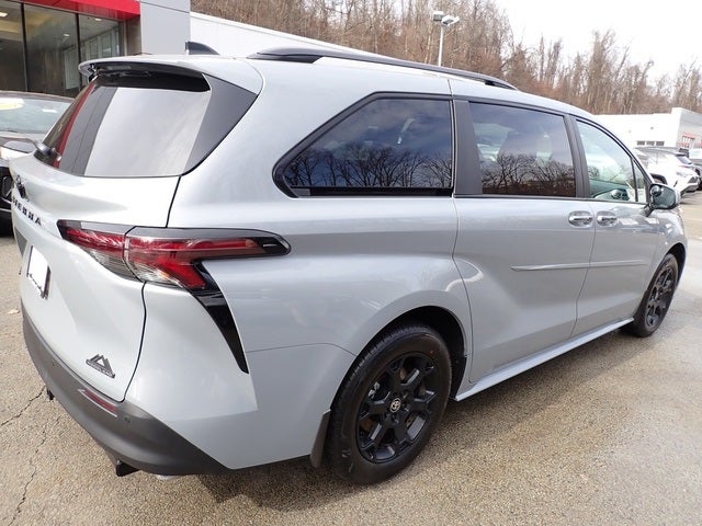 2026 Toyota Sienna Woodland Edition
