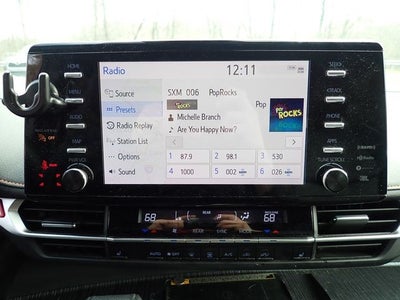 2022 Toyota Sienna XSE 7 Passenger