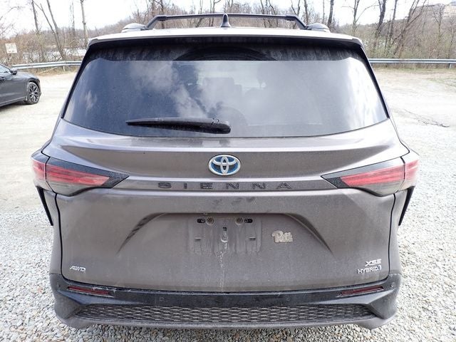 2022 Toyota Sienna XSE 7 Passenger