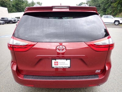 2020 Toyota Sienna XLE 7 Passenger