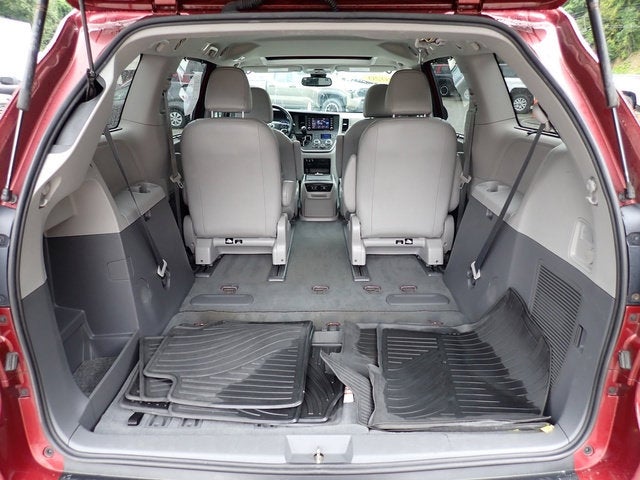 2020 Toyota Sienna XLE 7 Passenger