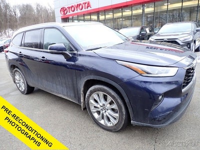 2022 Toyota Highlander Limited