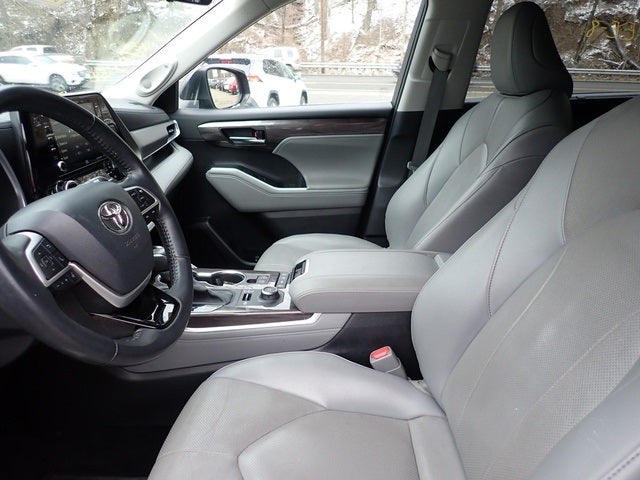 2022 Toyota Highlander Limited