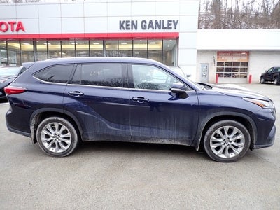 2022 Toyota Highlander Limited