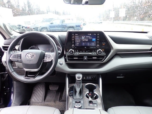 2022 Toyota Highlander Limited
