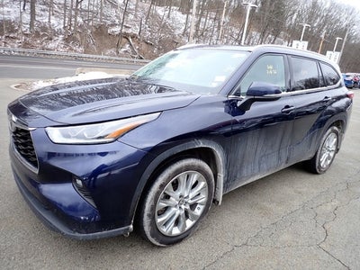2022 Toyota Highlander Limited