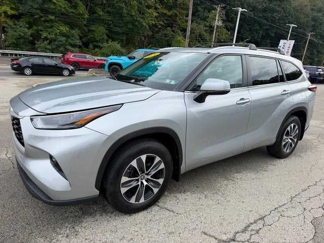 2024 Toyota Highlander XLE