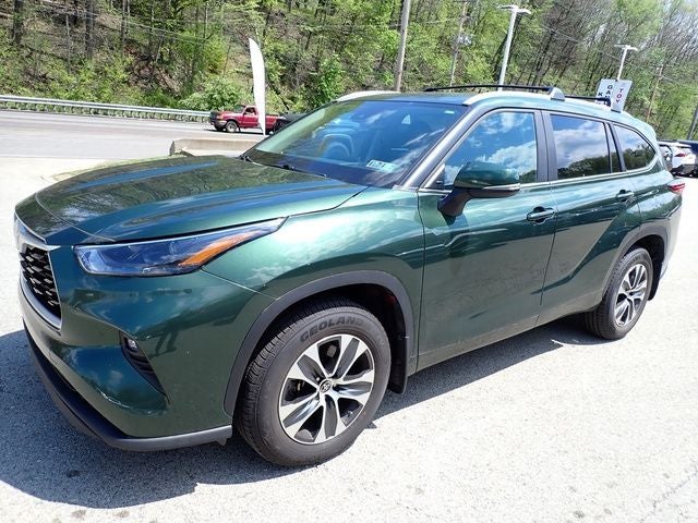 2023 Toyota Highlander XLE