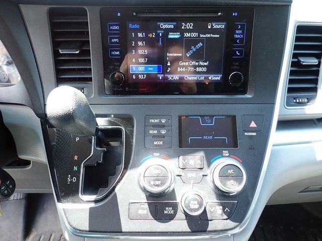 2017 Toyota Sienna LE 8 Passenger