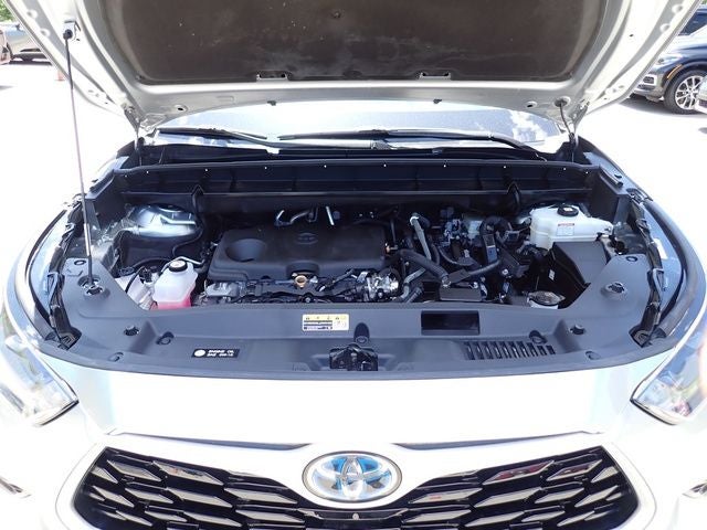 2023 Toyota Highlander Hybrid LE
