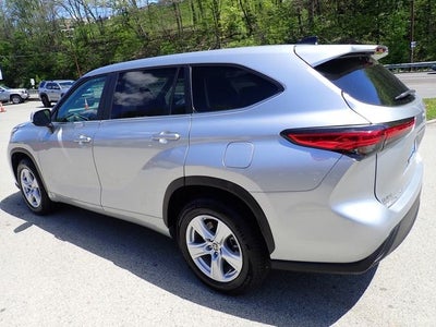 2023 Toyota Highlander Hybrid LE