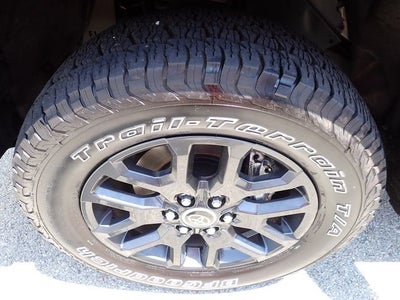 2022 Toyota Tundra Platinum