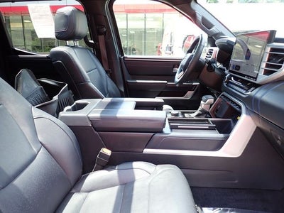 2022 Toyota Tundra Platinum