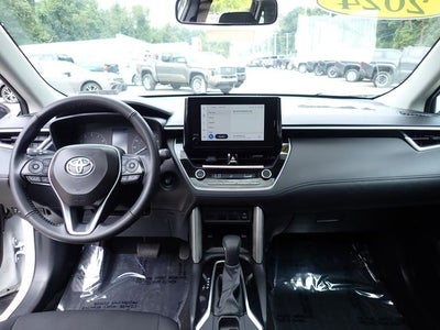2024 Toyota Corolla Cross LE